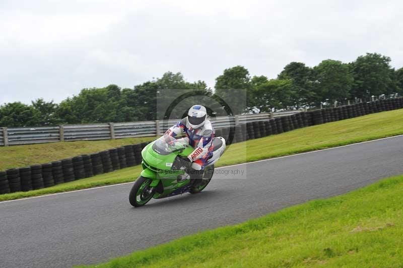 Motorcycle action photographs;Trackday digital images;cadwell;cadwell park photographs;event digital images;eventdigitalimages;motor racing louth lincolnshire;no limits trackdays;peter wileman photography;trackday;trackday photos