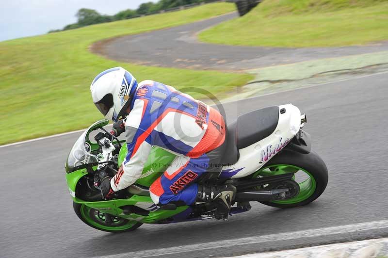 Motorcycle action photographs;Trackday digital images;cadwell;cadwell park photographs;event digital images;eventdigitalimages;motor racing louth lincolnshire;no limits trackdays;peter wileman photography;trackday;trackday photos