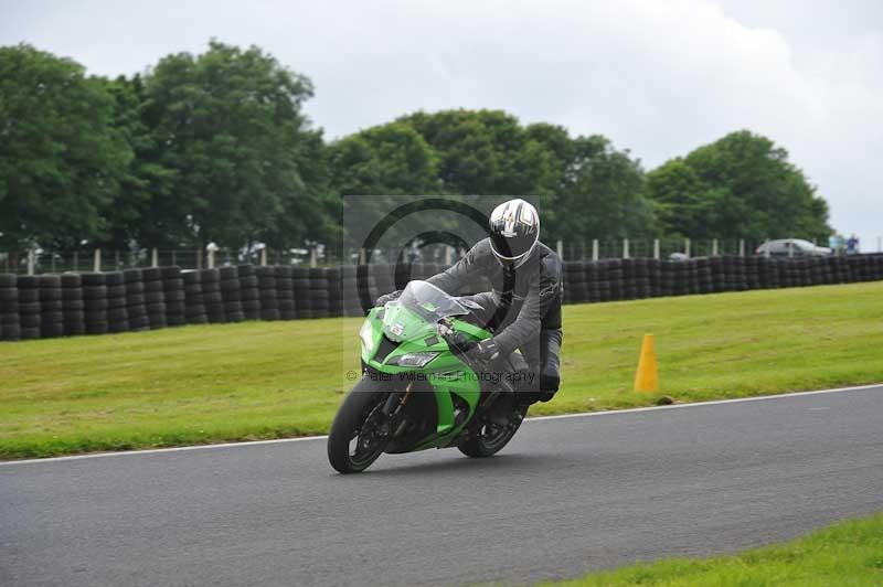 Motorcycle action photographs;Trackday digital images;cadwell;cadwell park photographs;event digital images;eventdigitalimages;motor racing louth lincolnshire;no limits trackdays;peter wileman photography;trackday;trackday photos
