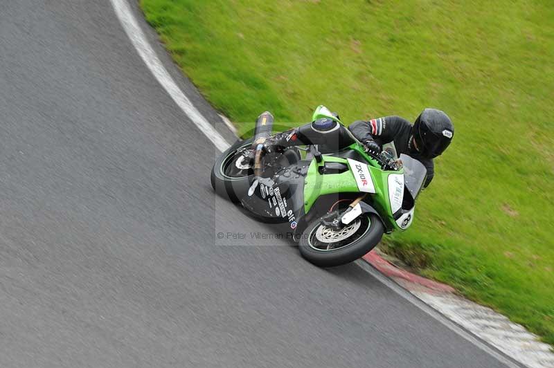 Motorcycle action photographs;Trackday digital images;cadwell;cadwell park photographs;event digital images;eventdigitalimages;motor racing louth lincolnshire;no limits trackdays;peter wileman photography;trackday;trackday photos