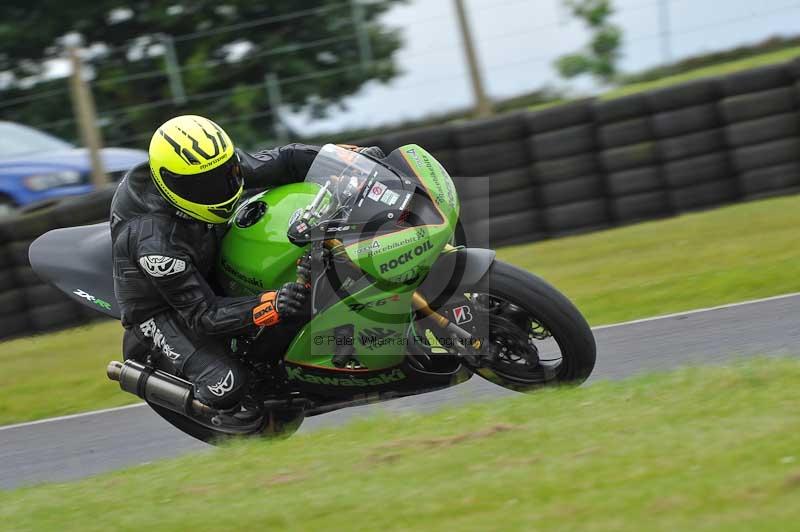 Motorcycle action photographs;Trackday digital images;cadwell;cadwell park photographs;event digital images;eventdigitalimages;motor racing louth lincolnshire;no limits trackdays;peter wileman photography;trackday;trackday photos