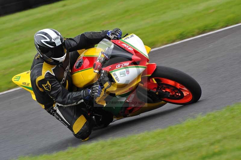 Motorcycle action photographs;Trackday digital images;cadwell;cadwell park photographs;event digital images;eventdigitalimages;motor racing louth lincolnshire;no limits trackdays;peter wileman photography;trackday;trackday photos