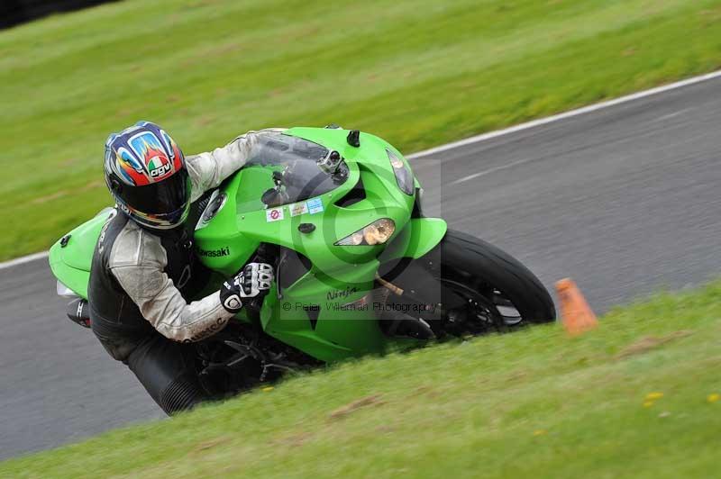 Motorcycle action photographs;Trackday digital images;cadwell;cadwell park photographs;event digital images;eventdigitalimages;motor racing louth lincolnshire;no limits trackdays;peter wileman photography;trackday;trackday photos