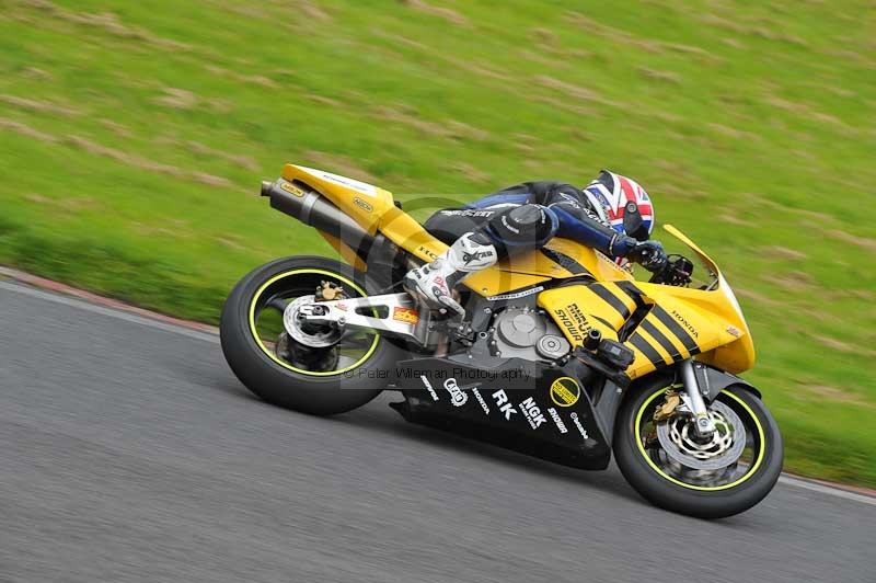 Motorcycle action photographs;Trackday digital images;cadwell;cadwell park photographs;event digital images;eventdigitalimages;motor racing louth lincolnshire;no limits trackdays;peter wileman photography;trackday;trackday photos
