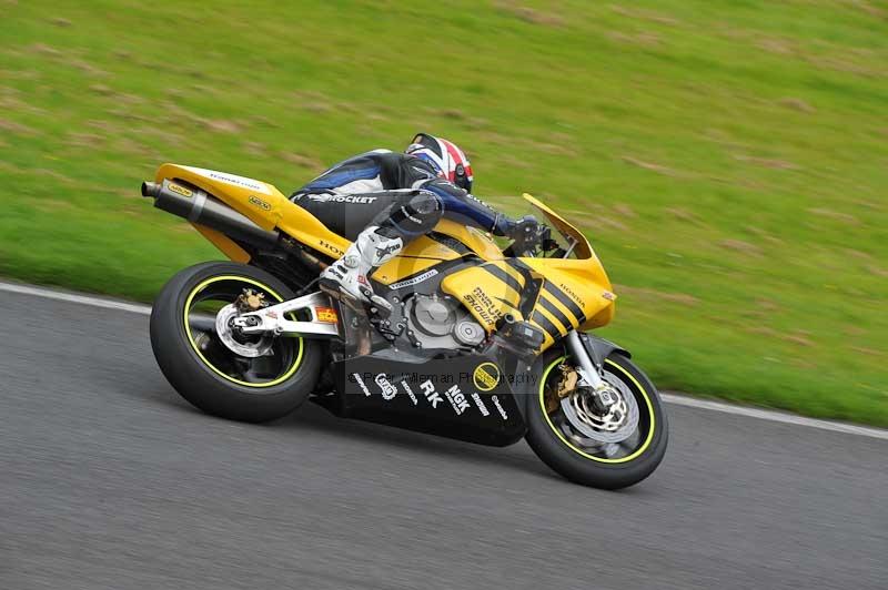 Motorcycle action photographs;Trackday digital images;cadwell;cadwell park photographs;event digital images;eventdigitalimages;motor racing louth lincolnshire;no limits trackdays;peter wileman photography;trackday;trackday photos
