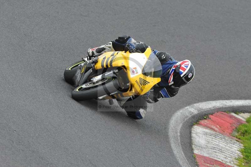 Motorcycle action photographs;Trackday digital images;cadwell;cadwell park photographs;event digital images;eventdigitalimages;motor racing louth lincolnshire;no limits trackdays;peter wileman photography;trackday;trackday photos