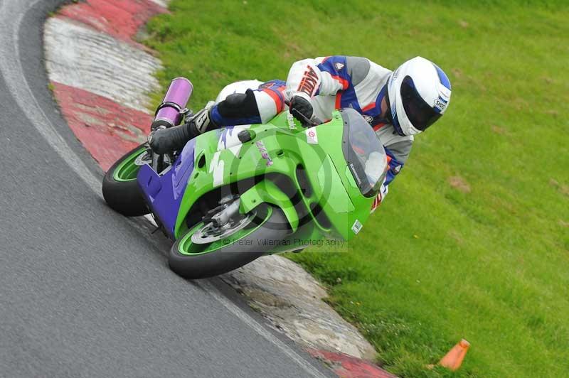 Motorcycle action photographs;Trackday digital images;cadwell;cadwell park photographs;event digital images;eventdigitalimages;motor racing louth lincolnshire;no limits trackdays;peter wileman photography;trackday;trackday photos