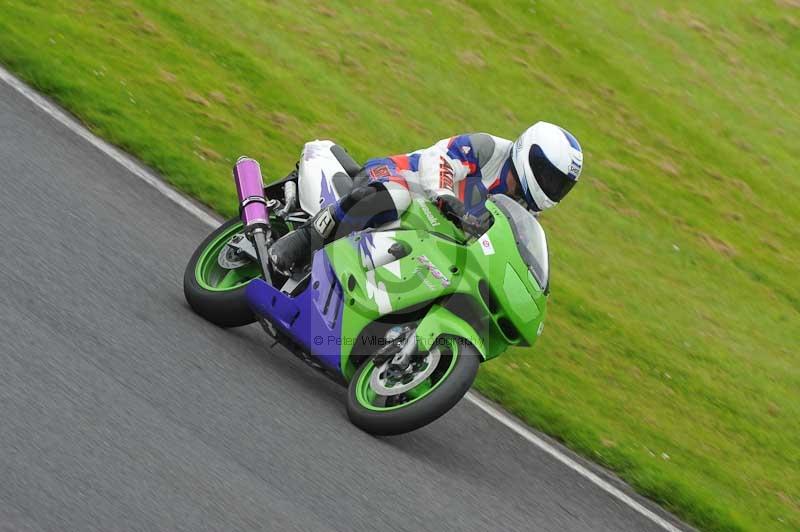 Motorcycle action photographs;Trackday digital images;cadwell;cadwell park photographs;event digital images;eventdigitalimages;motor racing louth lincolnshire;no limits trackdays;peter wileman photography;trackday;trackday photos