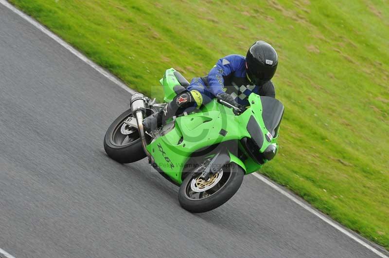 Motorcycle action photographs;Trackday digital images;cadwell;cadwell park photographs;event digital images;eventdigitalimages;motor racing louth lincolnshire;no limits trackdays;peter wileman photography;trackday;trackday photos