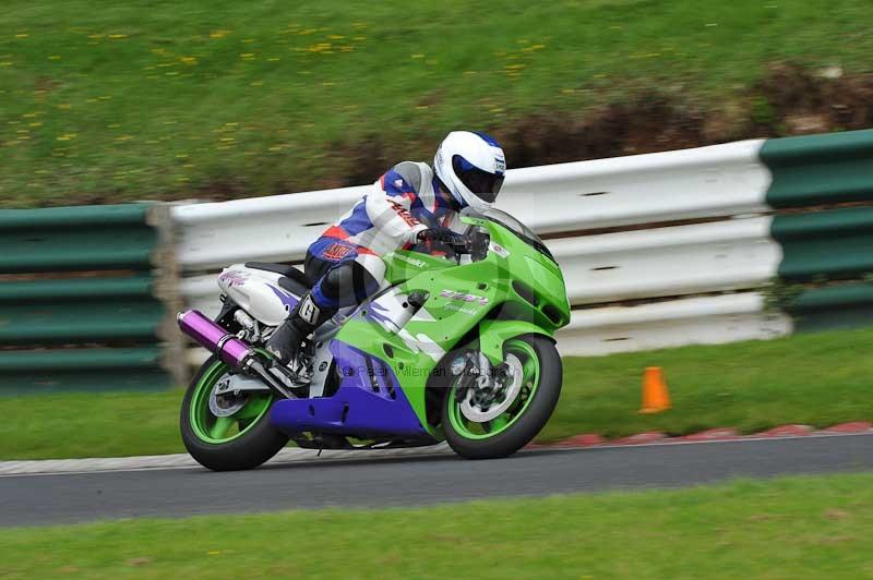 Motorcycle action photographs;Trackday digital images;cadwell;cadwell park photographs;event digital images;eventdigitalimages;motor racing louth lincolnshire;no limits trackdays;peter wileman photography;trackday;trackday photos