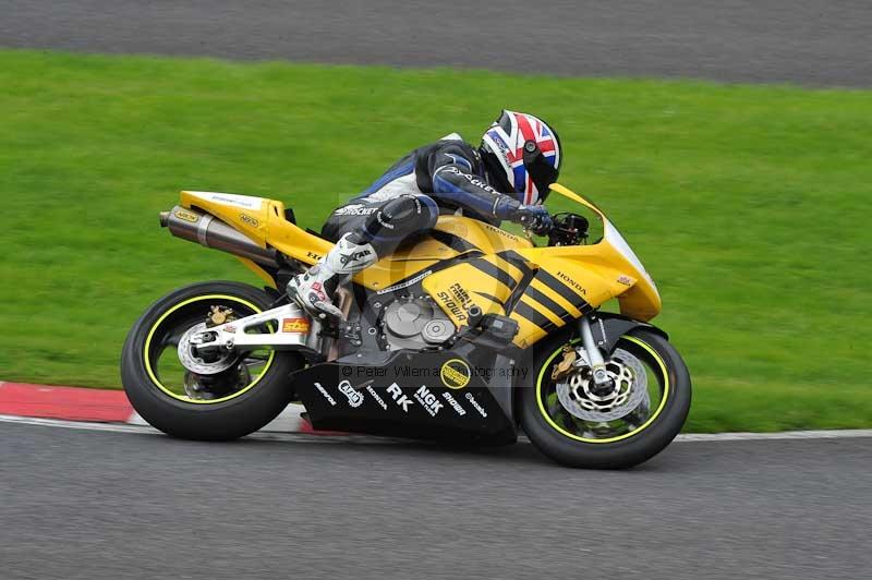 Motorcycle action photographs;Trackday digital images;cadwell;cadwell park photographs;event digital images;eventdigitalimages;motor racing louth lincolnshire;no limits trackdays;peter wileman photography;trackday;trackday photos