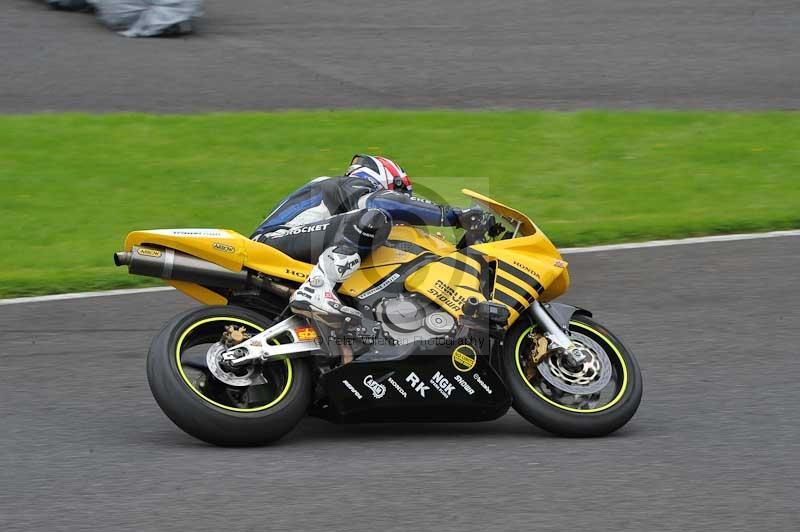 Motorcycle action photographs;Trackday digital images;cadwell;cadwell park photographs;event digital images;eventdigitalimages;motor racing louth lincolnshire;no limits trackdays;peter wileman photography;trackday;trackday photos