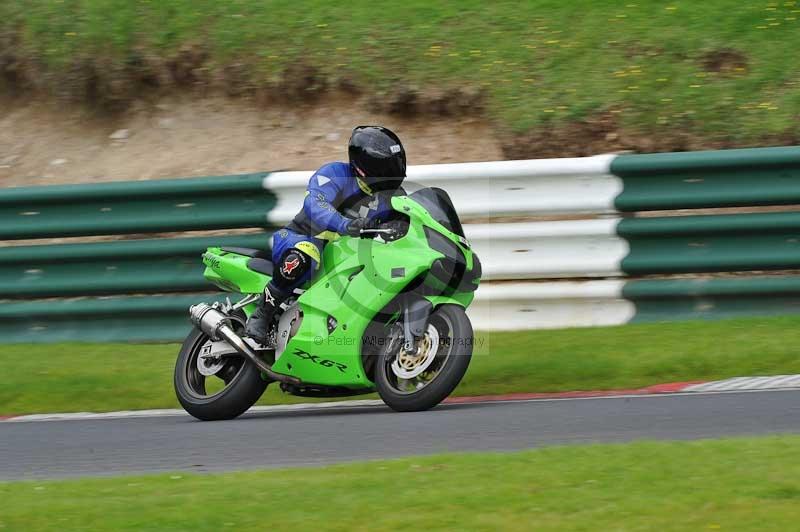 Motorcycle action photographs;Trackday digital images;cadwell;cadwell park photographs;event digital images;eventdigitalimages;motor racing louth lincolnshire;no limits trackdays;peter wileman photography;trackday;trackday photos
