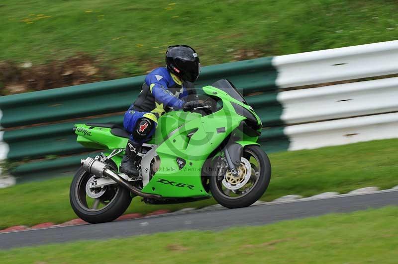 Motorcycle action photographs;Trackday digital images;cadwell;cadwell park photographs;event digital images;eventdigitalimages;motor racing louth lincolnshire;no limits trackdays;peter wileman photography;trackday;trackday photos