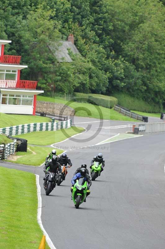 Motorcycle action photographs;Trackday digital images;cadwell;cadwell park photographs;event digital images;eventdigitalimages;motor racing louth lincolnshire;no limits trackdays;peter wileman photography;trackday;trackday photos