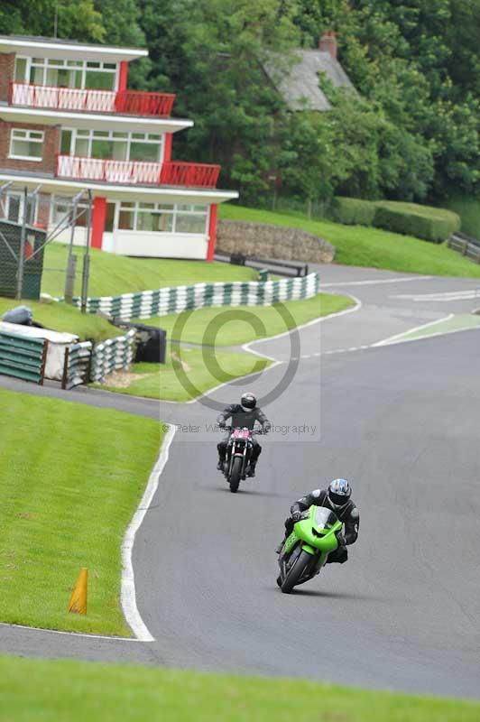Motorcycle action photographs;Trackday digital images;cadwell;cadwell park photographs;event digital images;eventdigitalimages;motor racing louth lincolnshire;no limits trackdays;peter wileman photography;trackday;trackday photos