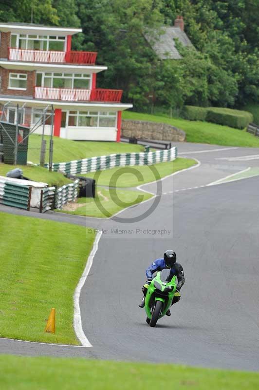 Motorcycle action photographs;Trackday digital images;cadwell;cadwell park photographs;event digital images;eventdigitalimages;motor racing louth lincolnshire;no limits trackdays;peter wileman photography;trackday;trackday photos