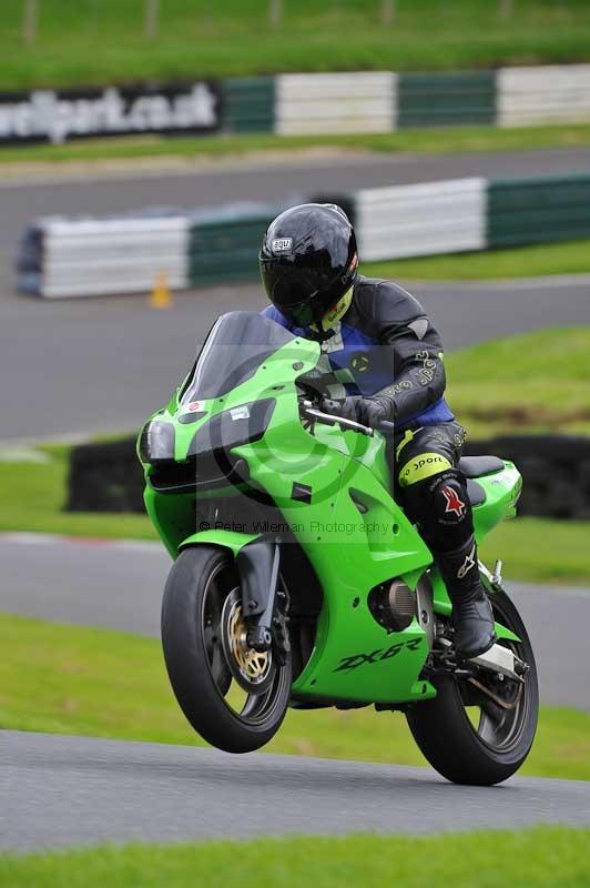 Motorcycle action photographs;Trackday digital images;cadwell;cadwell park photographs;event digital images;eventdigitalimages;motor racing louth lincolnshire;no limits trackdays;peter wileman photography;trackday;trackday photos