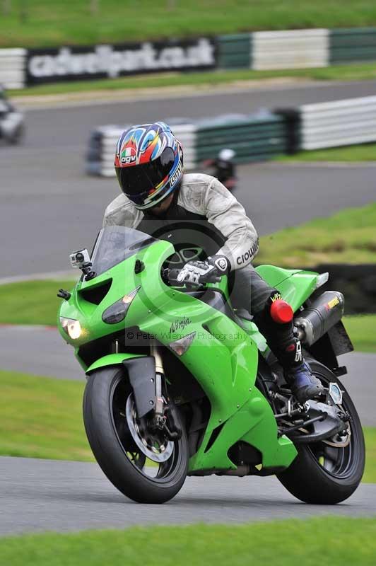 Motorcycle action photographs;Trackday digital images;cadwell;cadwell park photographs;event digital images;eventdigitalimages;motor racing louth lincolnshire;no limits trackdays;peter wileman photography;trackday;trackday photos