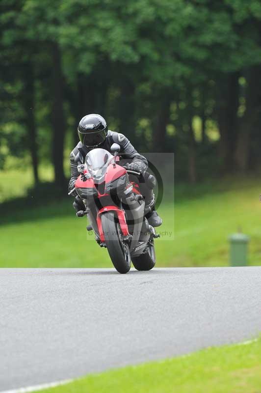 Motorcycle action photographs;Trackday digital images;cadwell;cadwell park photographs;event digital images;eventdigitalimages;motor racing louth lincolnshire;no limits trackdays;peter wileman photography;trackday;trackday photos