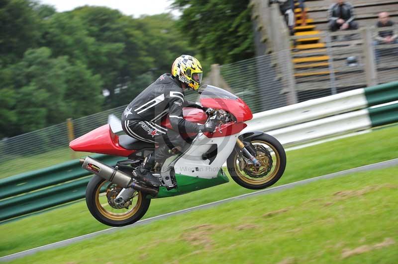 Motorcycle action photographs;Trackday digital images;cadwell;cadwell park photographs;event digital images;eventdigitalimages;motor racing louth lincolnshire;no limits trackdays;peter wileman photography;trackday;trackday photos
