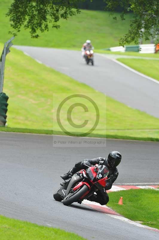 Motorcycle action photographs;Trackday digital images;cadwell;cadwell park photographs;event digital images;eventdigitalimages;motor racing louth lincolnshire;no limits trackdays;peter wileman photography;trackday;trackday photos