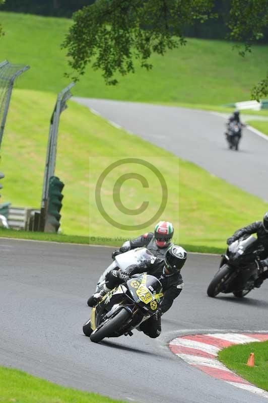 Motorcycle action photographs;Trackday digital images;cadwell;cadwell park photographs;event digital images;eventdigitalimages;motor racing louth lincolnshire;no limits trackdays;peter wileman photography;trackday;trackday photos