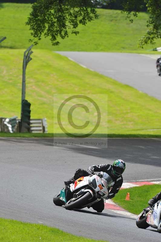 Motorcycle action photographs;Trackday digital images;cadwell;cadwell park photographs;event digital images;eventdigitalimages;motor racing louth lincolnshire;no limits trackdays;peter wileman photography;trackday;trackday photos