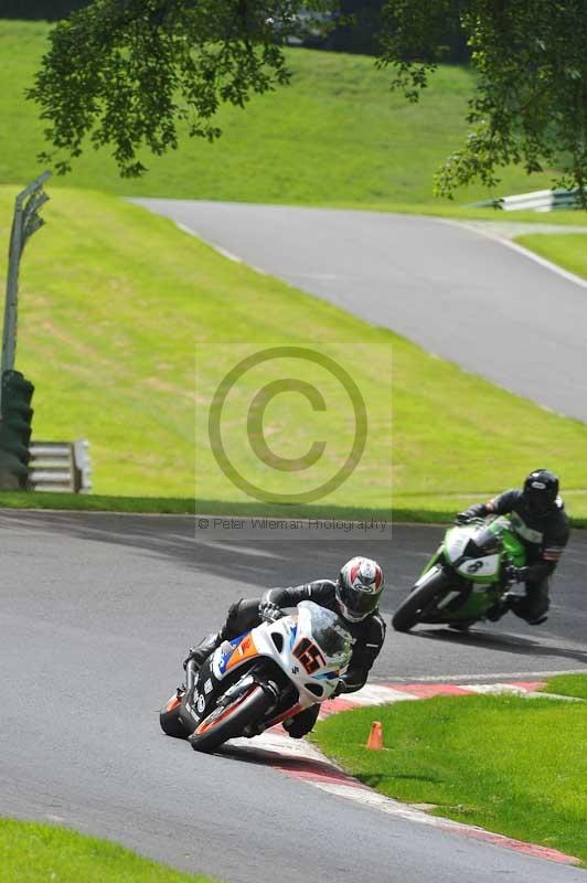 Motorcycle action photographs;Trackday digital images;cadwell;cadwell park photographs;event digital images;eventdigitalimages;motor racing louth lincolnshire;no limits trackdays;peter wileman photography;trackday;trackday photos