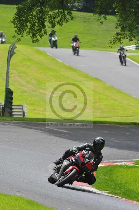 Motorcycle action photographs;Trackday digital images;cadwell;cadwell park photographs;event digital images;eventdigitalimages;motor racing louth lincolnshire;no limits trackdays;peter wileman photography;trackday;trackday photos