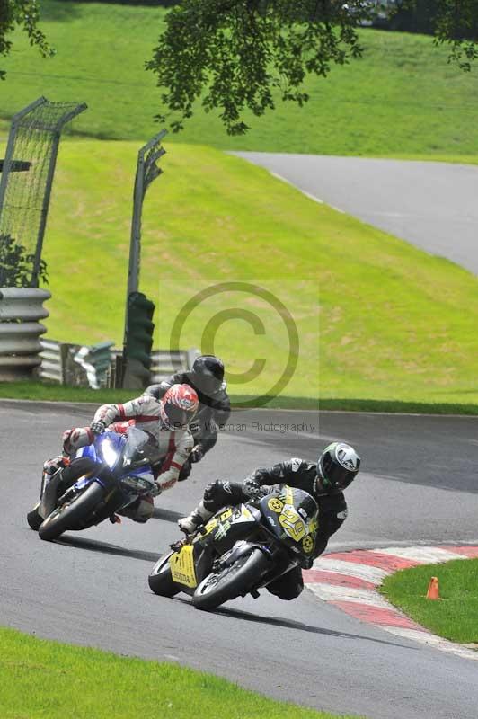 Motorcycle action photographs;Trackday digital images;cadwell;cadwell park photographs;event digital images;eventdigitalimages;motor racing louth lincolnshire;no limits trackdays;peter wileman photography;trackday;trackday photos