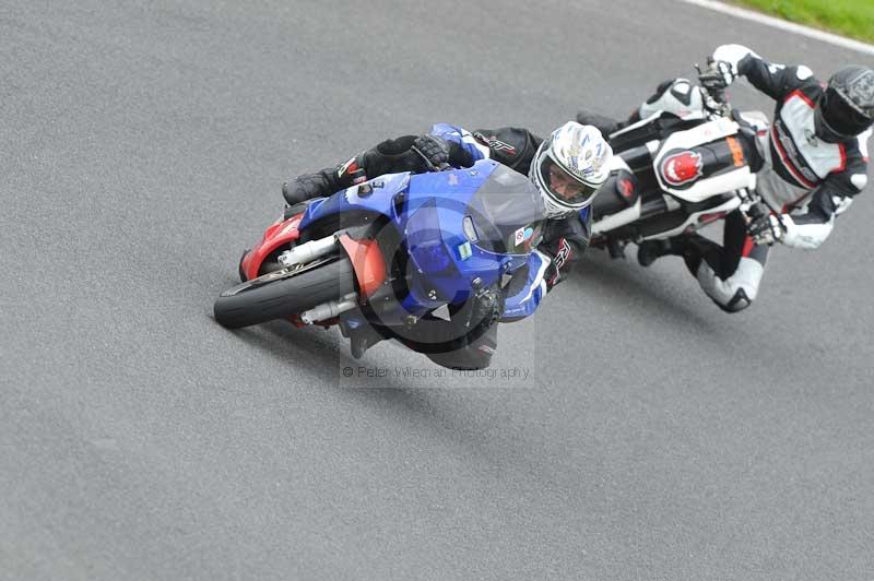 Motorcycle action photographs;Trackday digital images;cadwell;cadwell park photographs;event digital images;eventdigitalimages;motor racing louth lincolnshire;no limits trackdays;peter wileman photography;trackday;trackday photos