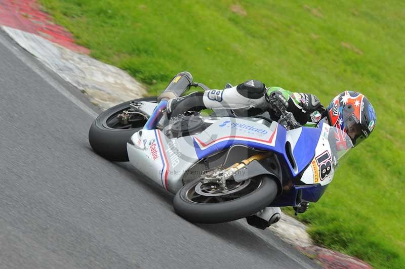 Motorcycle action photographs;Trackday digital images;cadwell;cadwell park photographs;event digital images;eventdigitalimages;motor racing louth lincolnshire;no limits trackdays;peter wileman photography;trackday;trackday photos