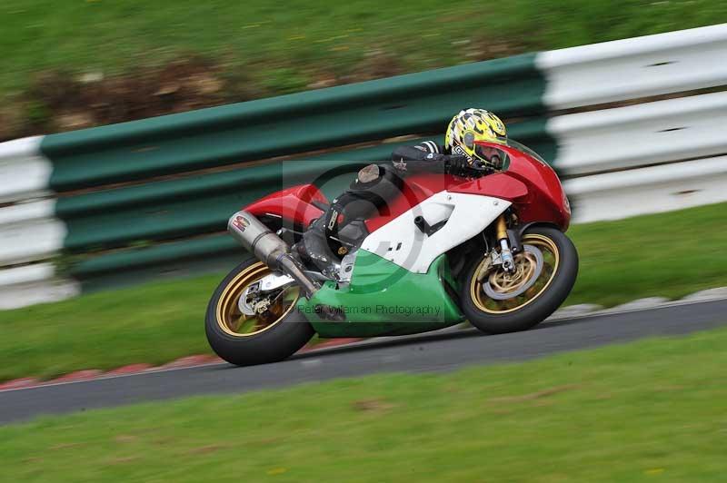 Motorcycle action photographs;Trackday digital images;cadwell;cadwell park photographs;event digital images;eventdigitalimages;motor racing louth lincolnshire;no limits trackdays;peter wileman photography;trackday;trackday photos