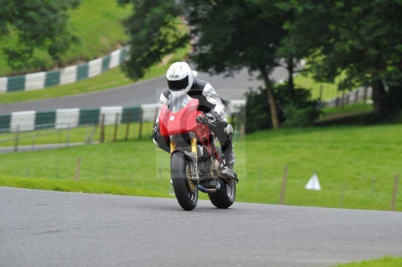 Motorcycle action photographs;Trackday digital images;cadwell;cadwell park photographs;event digital images;eventdigitalimages;motor racing louth lincolnshire;no limits trackdays;peter wileman photography;trackday;trackday photos