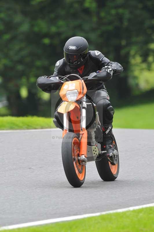 Motorcycle action photographs;Trackday digital images;cadwell;cadwell park photographs;event digital images;eventdigitalimages;motor racing louth lincolnshire;no limits trackdays;peter wileman photography;trackday;trackday photos