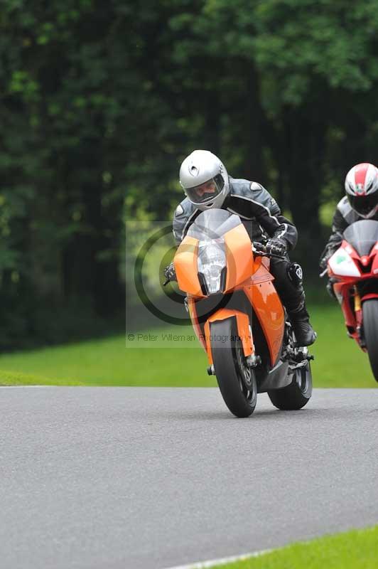 Motorcycle action photographs;Trackday digital images;cadwell;cadwell park photographs;event digital images;eventdigitalimages;motor racing louth lincolnshire;no limits trackdays;peter wileman photography;trackday;trackday photos