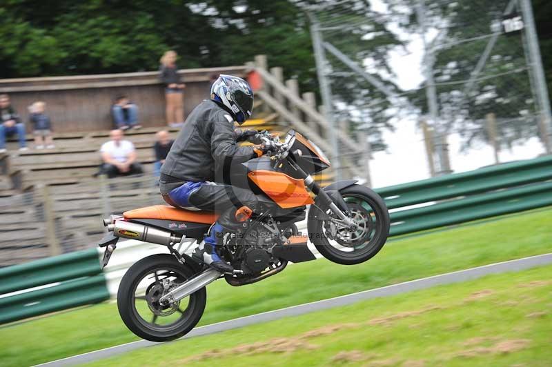Motorcycle action photographs;Trackday digital images;cadwell;cadwell park photographs;event digital images;eventdigitalimages;motor racing louth lincolnshire;no limits trackdays;peter wileman photography;trackday;trackday photos