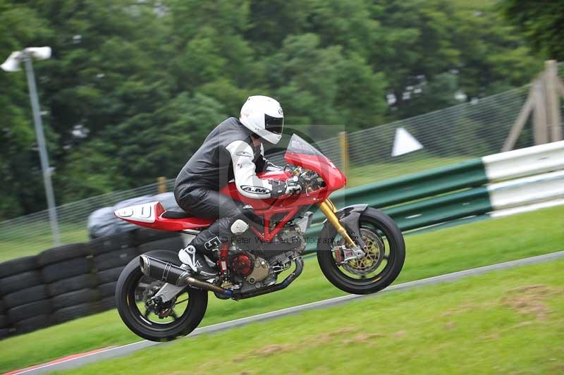 Motorcycle action photographs;Trackday digital images;cadwell;cadwell park photographs;event digital images;eventdigitalimages;motor racing louth lincolnshire;no limits trackdays;peter wileman photography;trackday;trackday photos