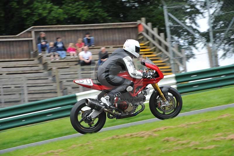 Motorcycle action photographs;Trackday digital images;cadwell;cadwell park photographs;event digital images;eventdigitalimages;motor racing louth lincolnshire;no limits trackdays;peter wileman photography;trackday;trackday photos