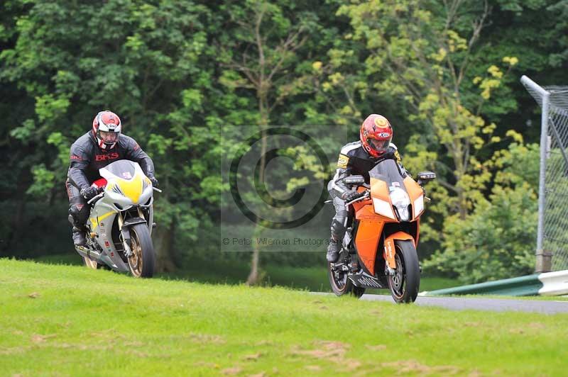 Motorcycle action photographs;Trackday digital images;cadwell;cadwell park photographs;event digital images;eventdigitalimages;motor racing louth lincolnshire;no limits trackdays;peter wileman photography;trackday;trackday photos