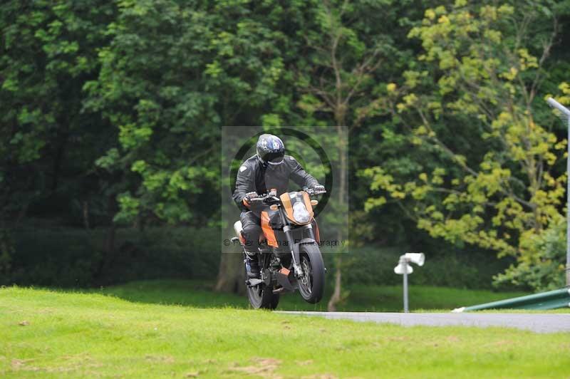 Motorcycle action photographs;Trackday digital images;cadwell;cadwell park photographs;event digital images;eventdigitalimages;motor racing louth lincolnshire;no limits trackdays;peter wileman photography;trackday;trackday photos