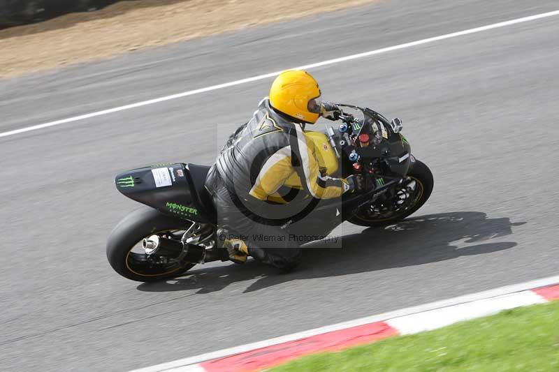 Motorcycle action photographs;Trackday digital images;brands;brands hatch photographs;event digital images;eventdigitalimages;motor racing london;no limits trackday;peter wileman photography;trackday;trackday photos