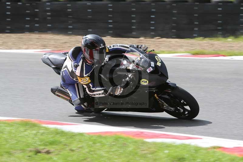 Motorcycle action photographs;Trackday digital images;brands;brands hatch photographs;event digital images;eventdigitalimages;motor racing london;no limits trackday;peter wileman photography;trackday;trackday photos