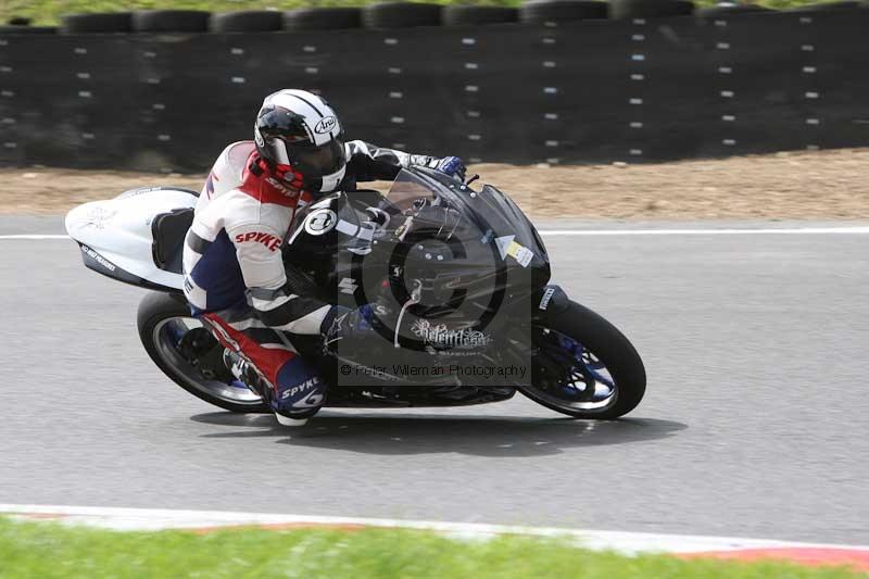 Motorcycle action photographs;Trackday digital images;brands;brands hatch photographs;event digital images;eventdigitalimages;motor racing london;no limits trackday;peter wileman photography;trackday;trackday photos