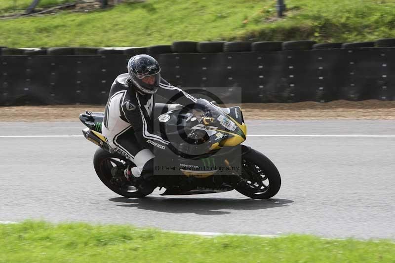 Motorcycle action photographs;Trackday digital images;brands;brands hatch photographs;event digital images;eventdigitalimages;motor racing london;no limits trackday;peter wileman photography;trackday;trackday photos