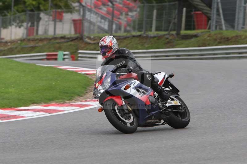 Motorcycle action photographs;Trackday digital images;brands;brands hatch photographs;event digital images;eventdigitalimages;motor racing london;no limits trackday;peter wileman photography;trackday;trackday photos