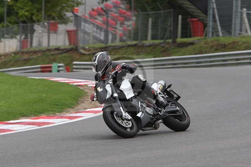 Motorcycle action photographs;Trackday digital images;brands;brands hatch photographs;event digital images;eventdigitalimages;motor racing london;no limits trackday;peter wileman photography;trackday;trackday photos