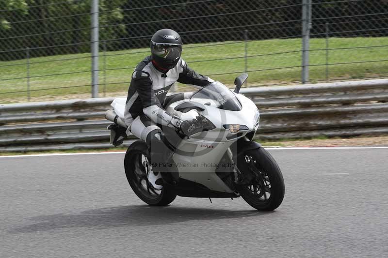 Motorcycle action photographs;Trackday digital images;brands;brands hatch photographs;event digital images;eventdigitalimages;motor racing london;no limits trackday;peter wileman photography;trackday;trackday photos