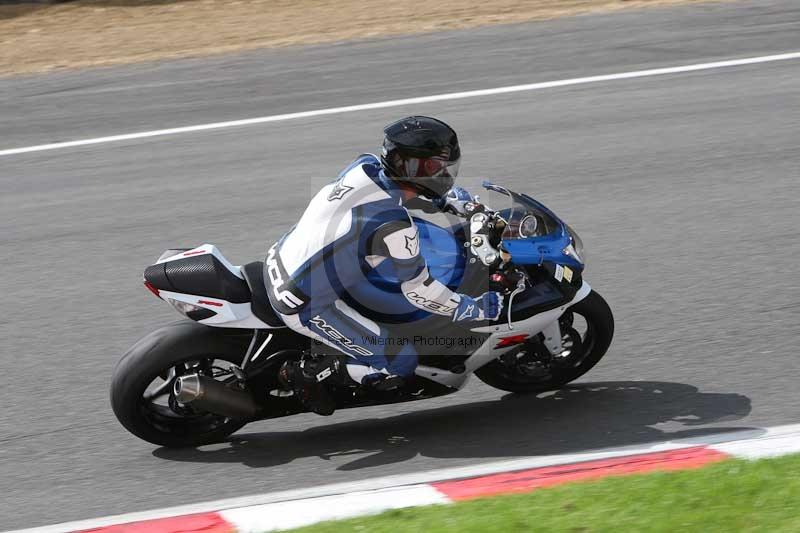 Motorcycle action photographs;Trackday digital images;brands;brands hatch photographs;event digital images;eventdigitalimages;motor racing london;no limits trackday;peter wileman photography;trackday;trackday photos